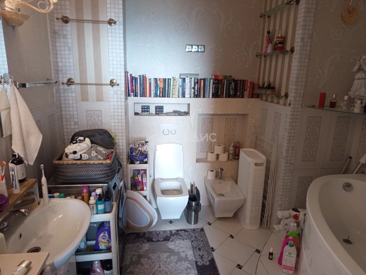 Photo 11