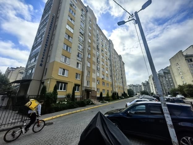 Купить однокомнатную квартиру с ремонтом на улице имени Романа Руденко в Гурьевске. Вариант № 2164690, 0, площадь - квм, цена 8400000 рублей