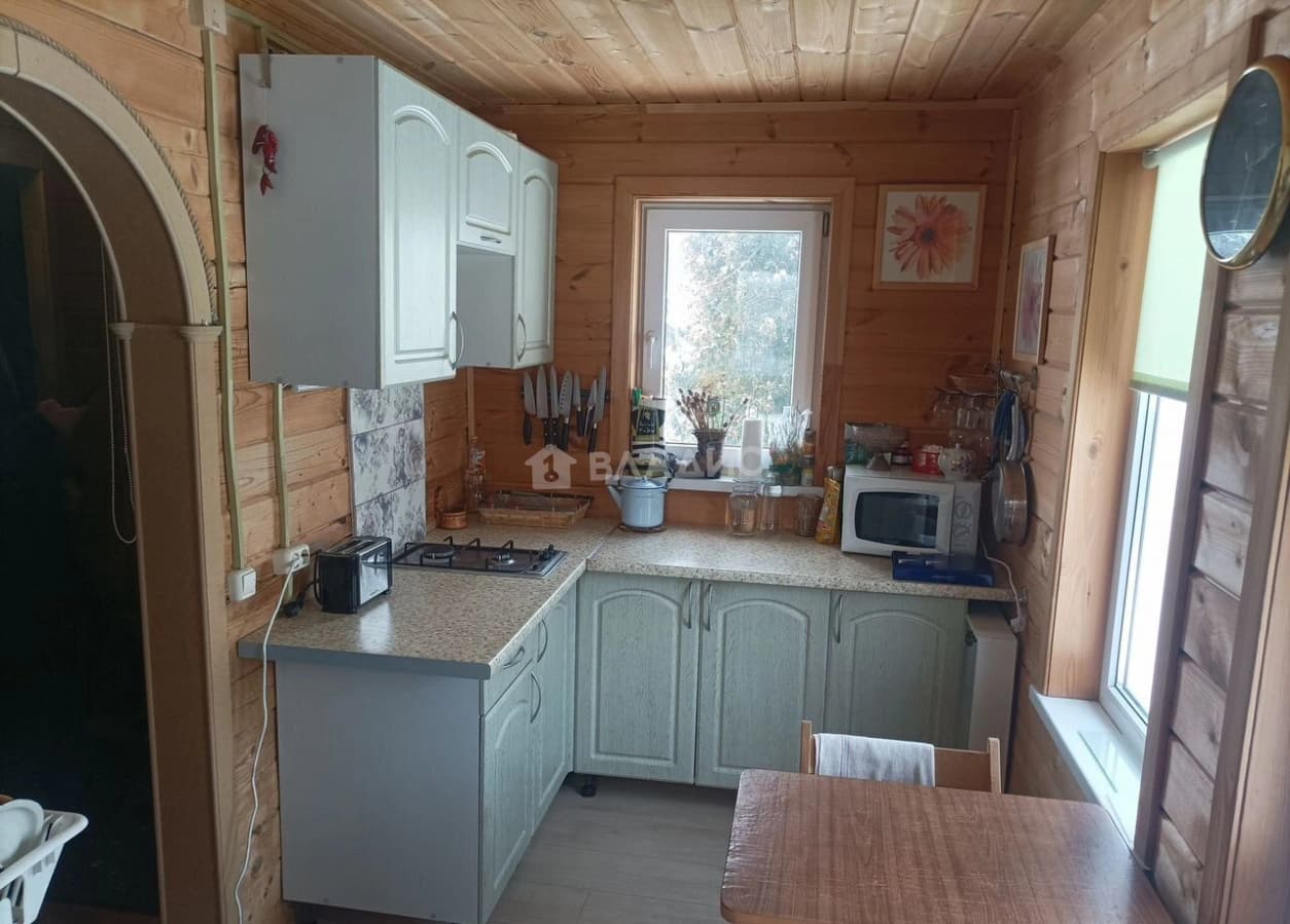 Photo 11