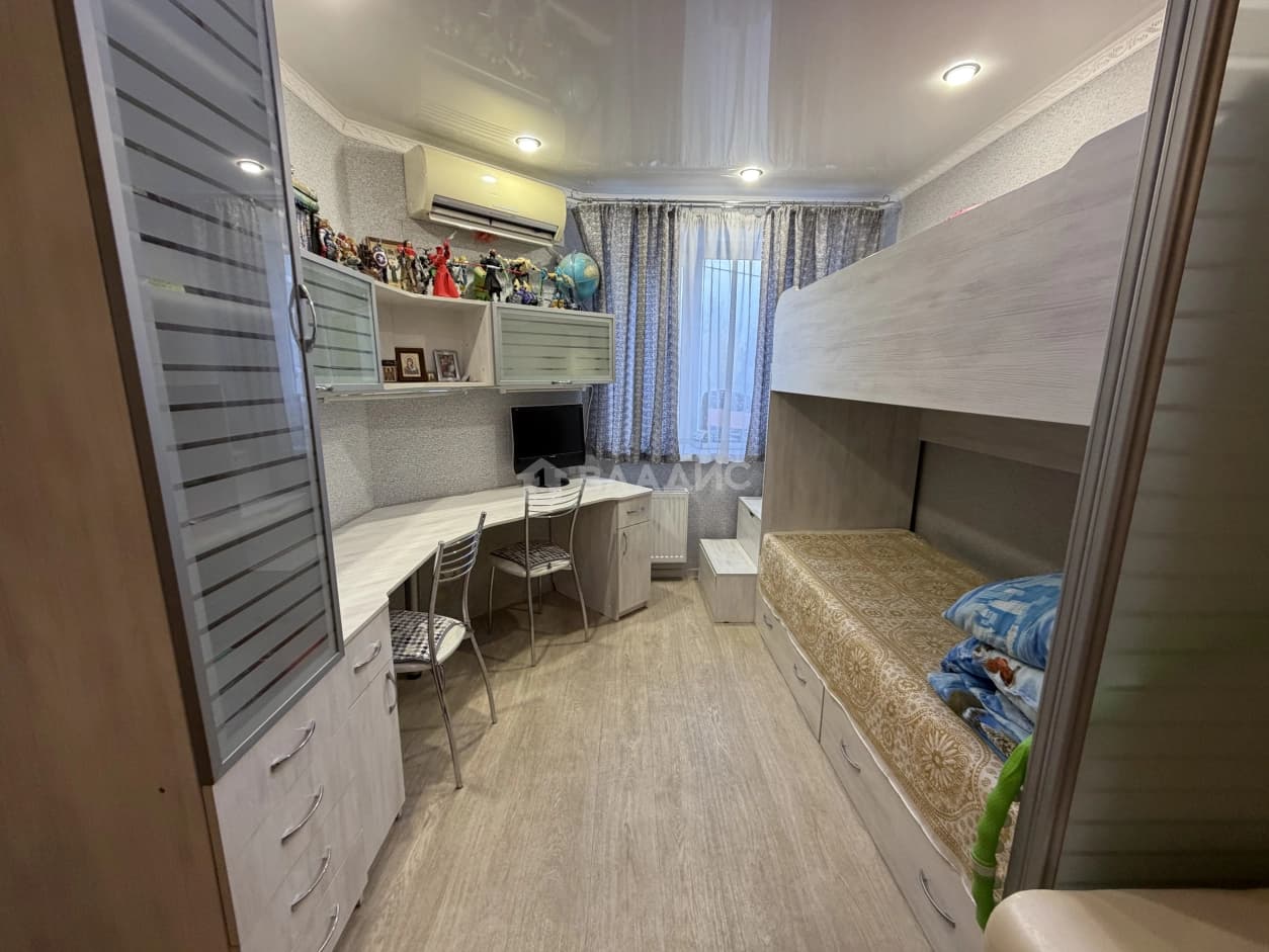 Photo 11