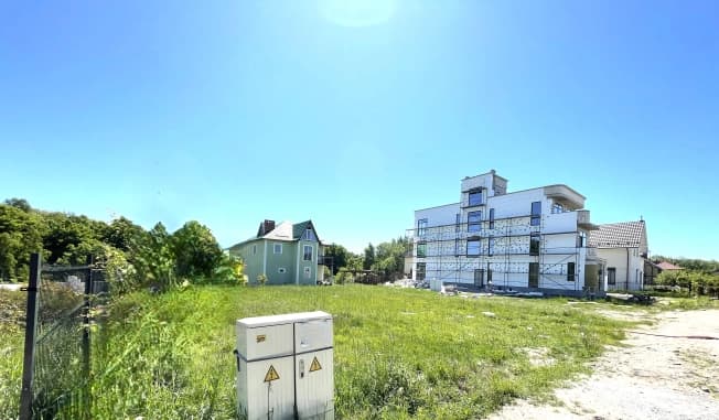 Купить земельный участок в Посёлоке Голубеве в Гурьевском Муниципальном Округе на улице Вокзальная , железнодорожная станция Голубево в Калининградской области. Вариант № 1038853, 0, площадь - квм, цена 10800000 рублей