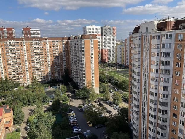 Купить трехкомнатную квартиру на вторичке на улице Рублёвское шоссе в Москве. Вариант № 2182438, 0, площадь - квм, цена 14599000 рублей