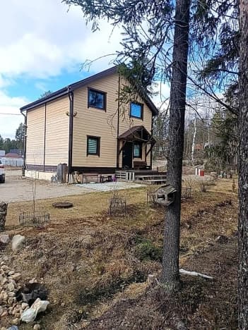 Купить дом в селе Видлица в Олонецком Национальном Муниципальном районе на улице Школьная , село Видлица в Республике Карелия. Вариант № 2168930, 0, площадь - квм, цена 15000000 рублей