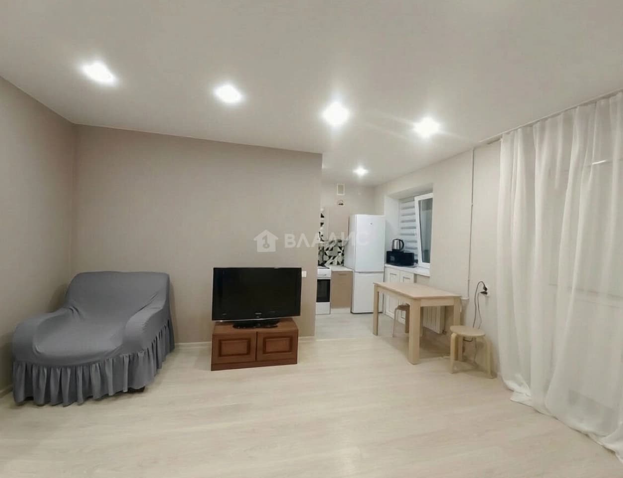 Photo 5