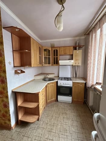 Купить трехкомнатную квартиру с мебелью в Белгородской области. Вариант № 2333790, 1, площадь - квм, цена 4350000 рублей