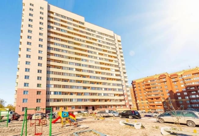 Купить однокомнатную квартиру с мебелью в Новосибирске. Вариант № 2335445, 0, площадь - квм, цена 5450000 рублей
