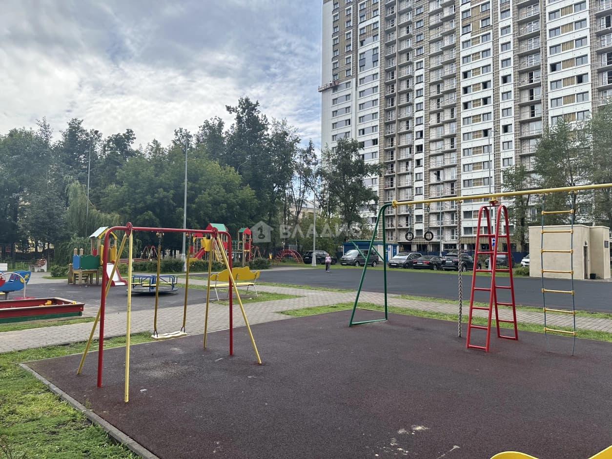 Photo 25