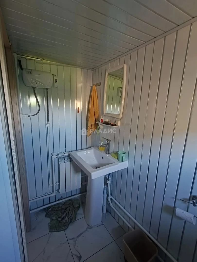 Photo 11