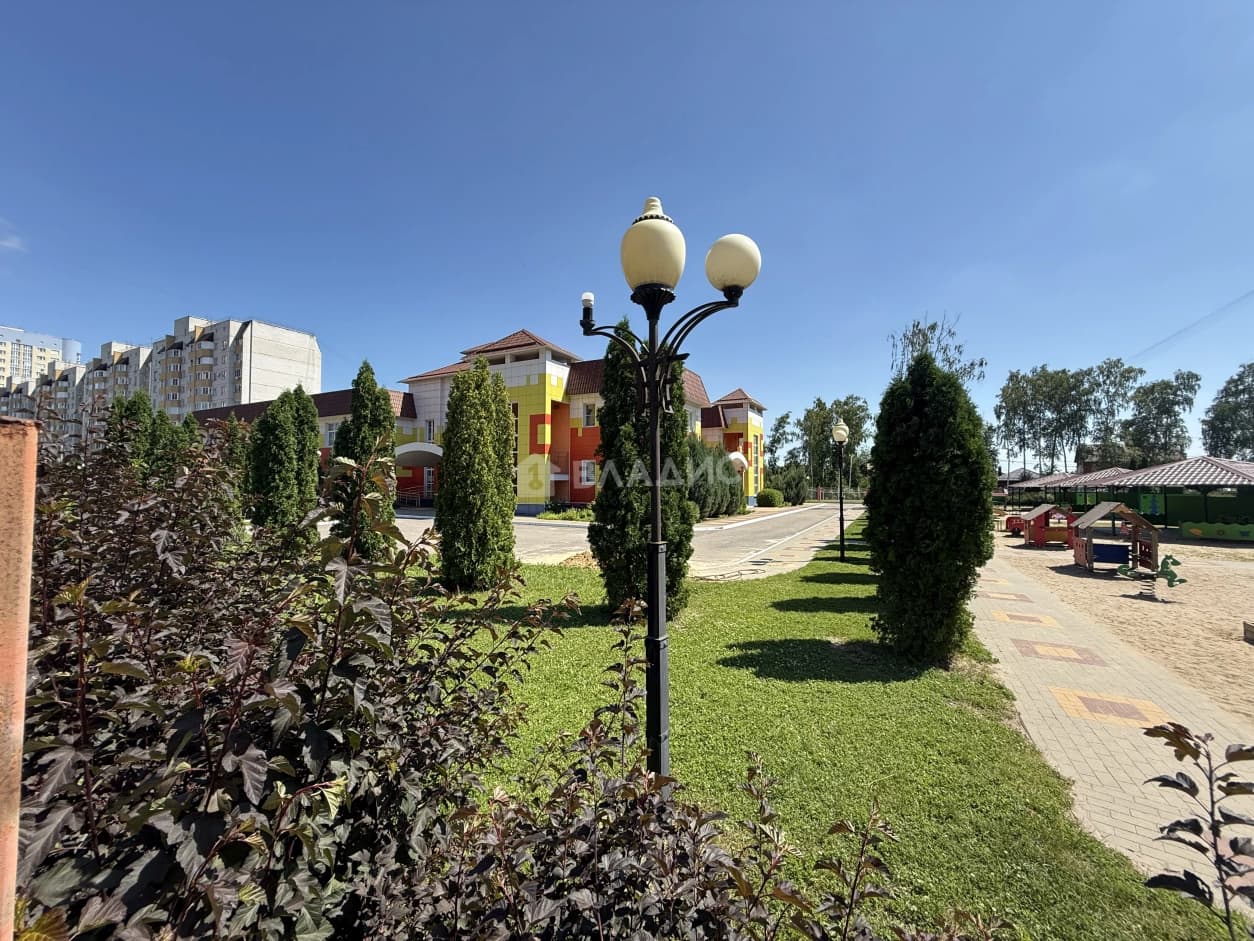 Photo 28