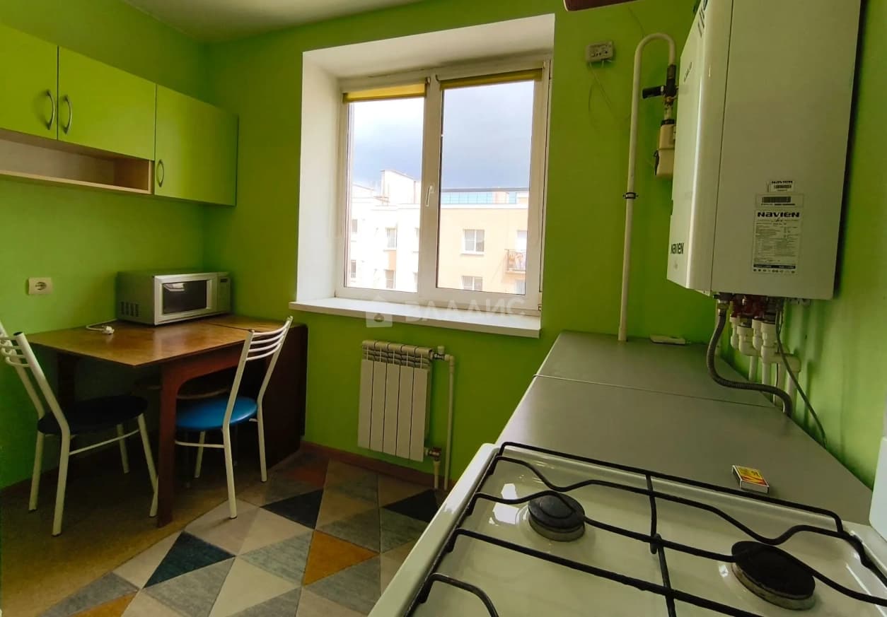 Photo 8