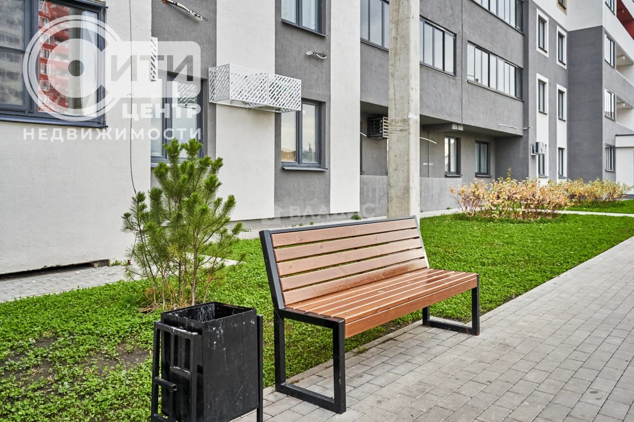 Photo 42