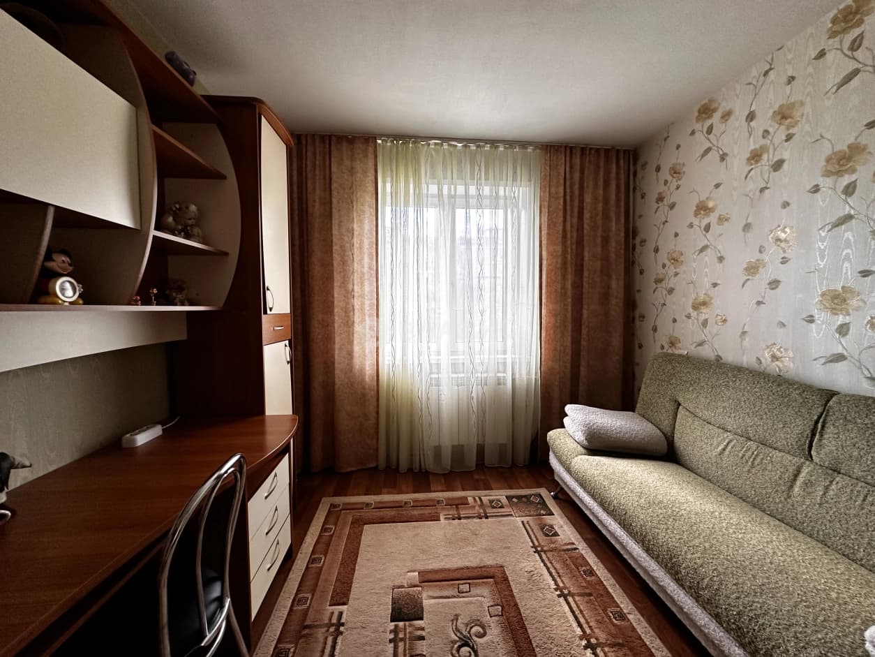 Photo 10