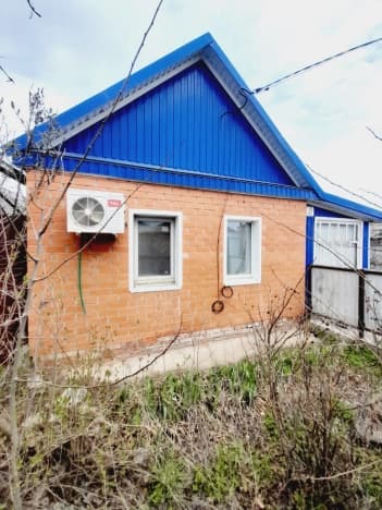 Купить трехкомнатную квартиру до 3,5 млн в Республике Калмыкия. Вариант № 1533001, 1, площадь - квм, цена 3500000 рублей