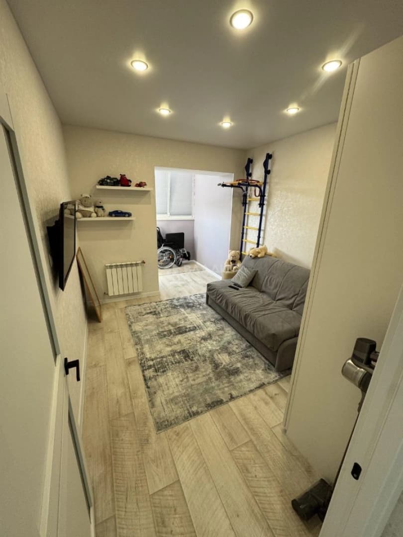 Photo 5