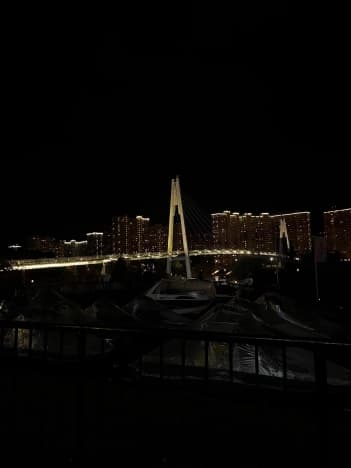 Купить однокомнатную квартиру с ремонтом на вторичке в районе Строгино в Москве. Вариант № 2378501, 1, площадь - квм, цена 16000000 рублей