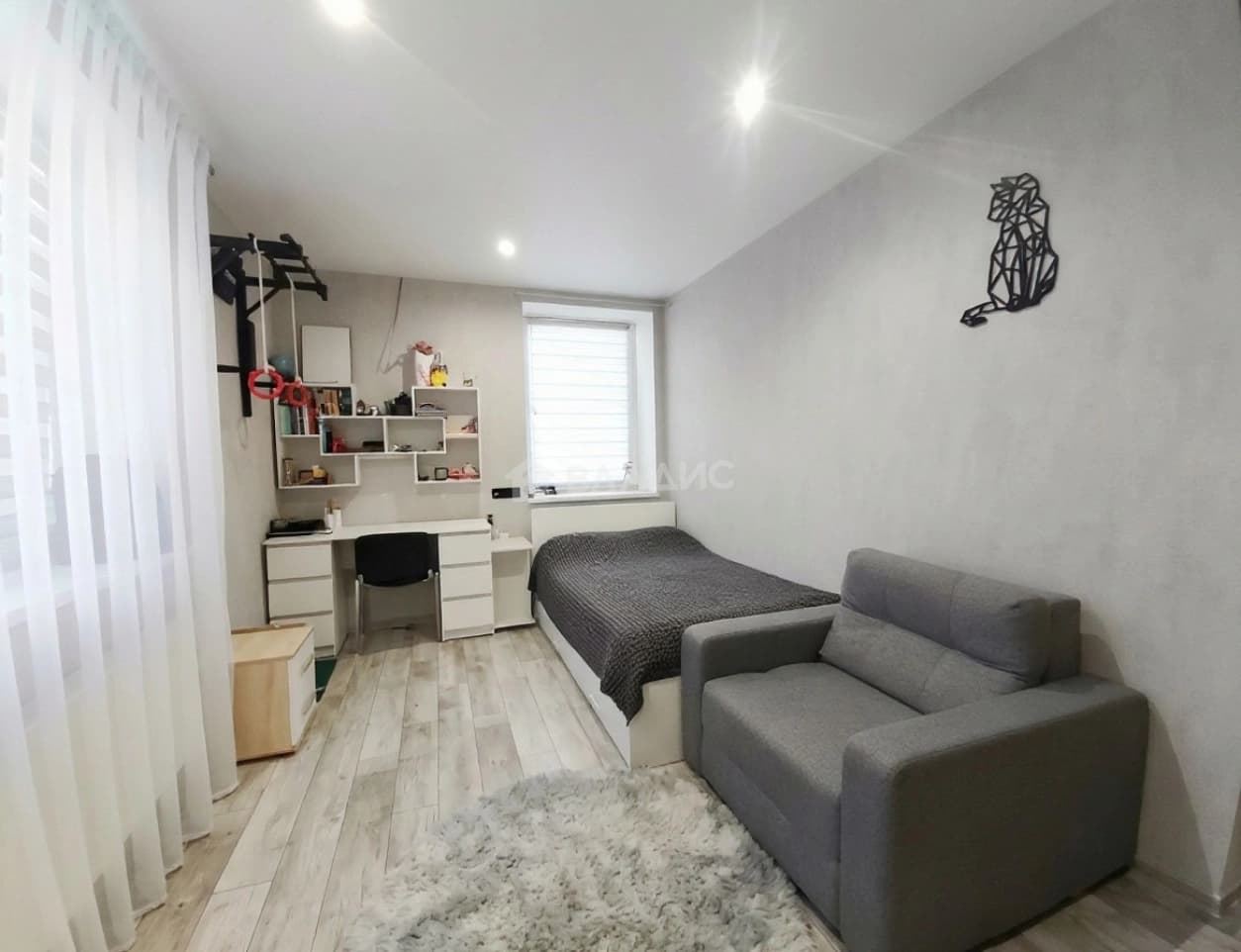 Photo 7