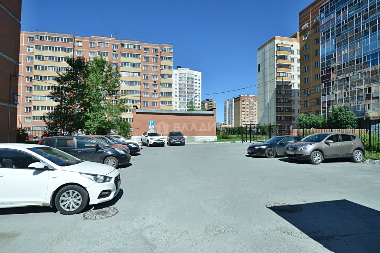 Photo 12