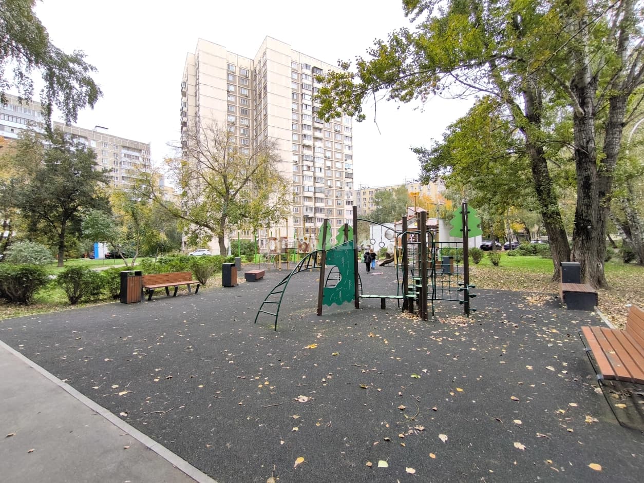 Photo 43