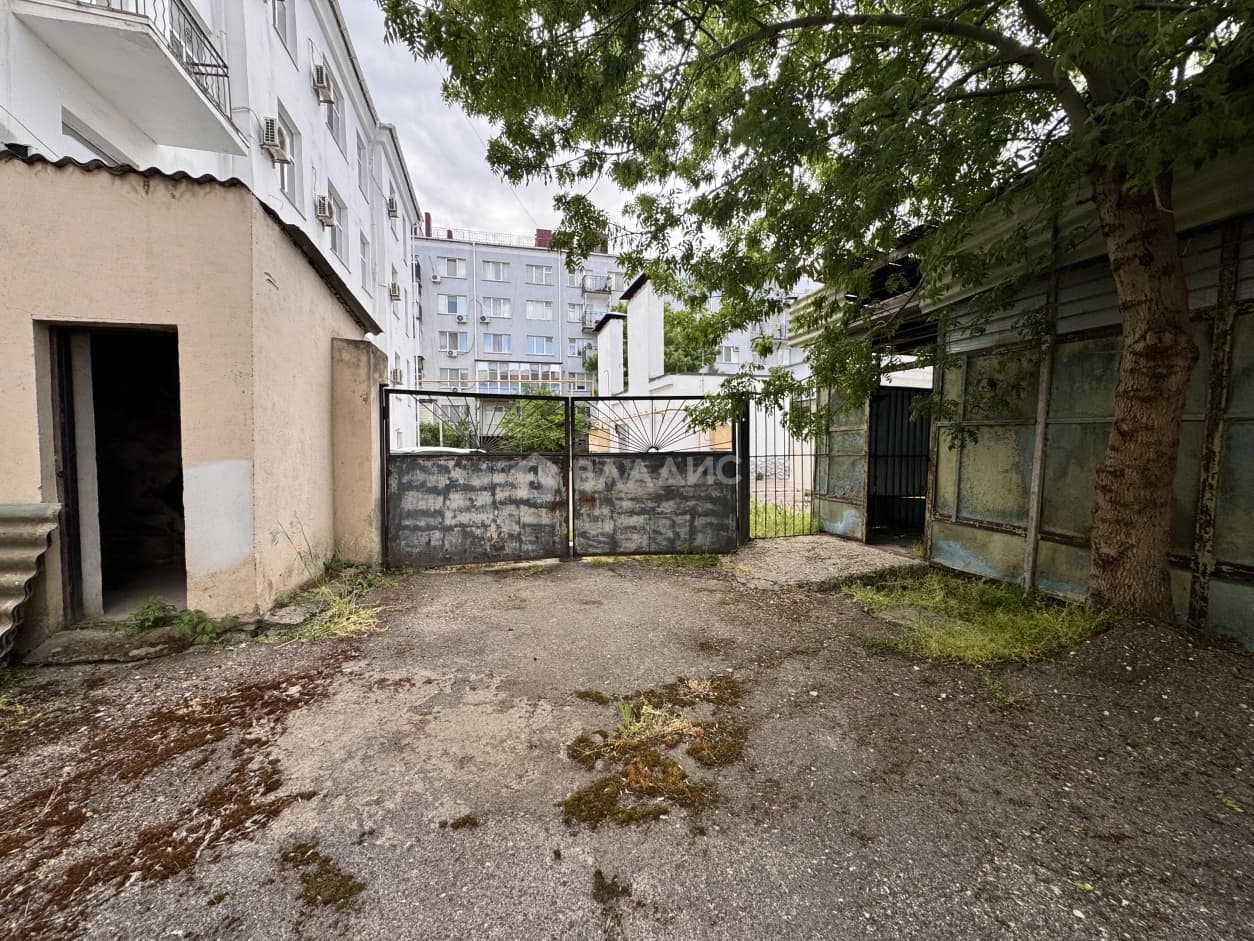 Photo 17