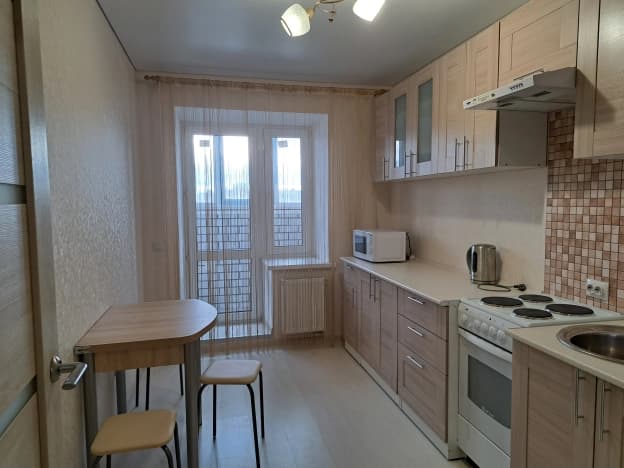 Снять квартиру площадью до 30 кв.м в Тобольске. Вариант № 1244007, 1, площадь - квм, цена 30000 рублей