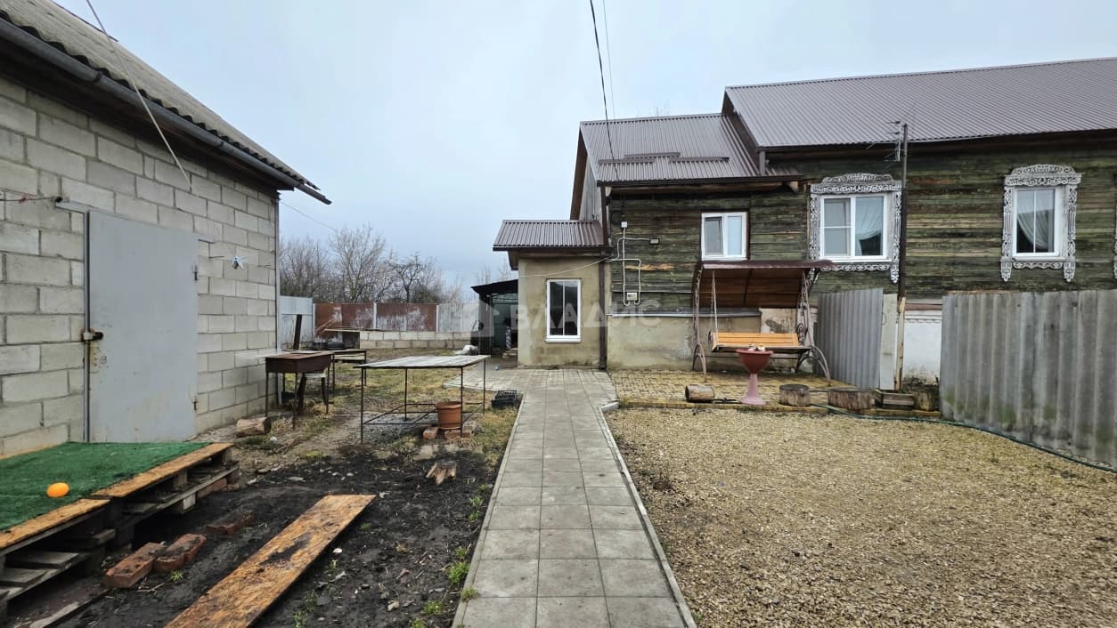 Photo 32
