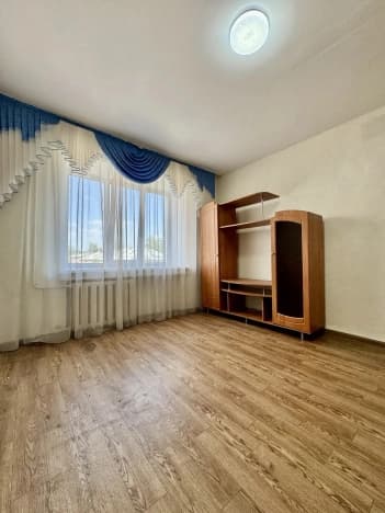 Купить четырехкомнатную квартиру площадью 20 кв.м в Новосибирске. Вариант № 2213367, 0, площадь - квм, цена 1100000 рублей