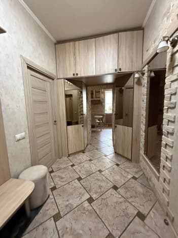 Купить двухкомнатную квартиру с ремонтом на вторичке на улице Пырьева в Москве. Вариант № 2296019, 1, площадь - квм, цена 8250000 рублей