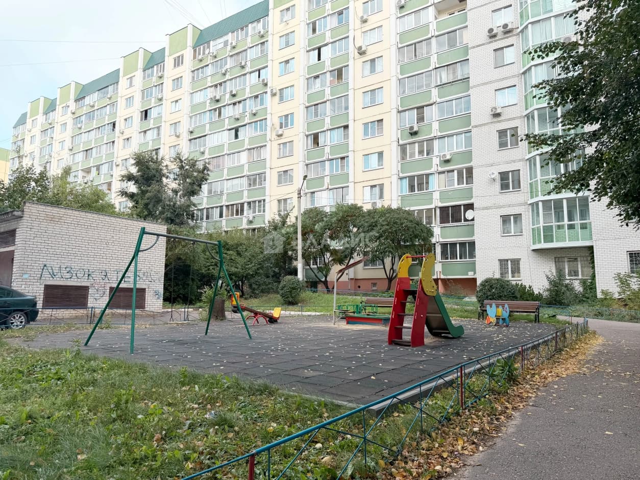 Photo 18