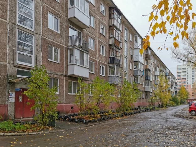 Купить квартиру с мебелью в Омске. Вариант № 2392907, 1, площадь - квм, цена 3700000 рублей