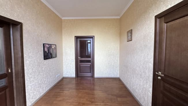 Купить трехкомнатную квартиру с балконом в Москве. Вариант № 2249839, 1, площадь - квм, цена 31950000 рублей