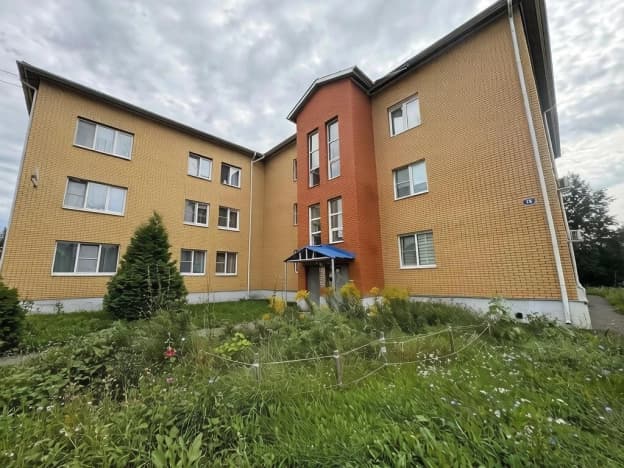 Купить квартиру с ремонтом в Новомосковске. Вариант № 2311320, 1, площадь - квм, цена 2350000 рублей