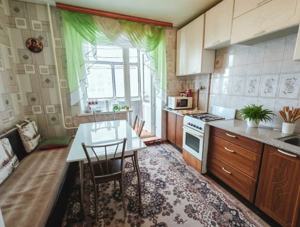 Купить квартиру с балконом в Микрорайоне Молодёжный в Белгороде. Вариант № 2087525, 1, площадь - квм, цена 4299000 рублей