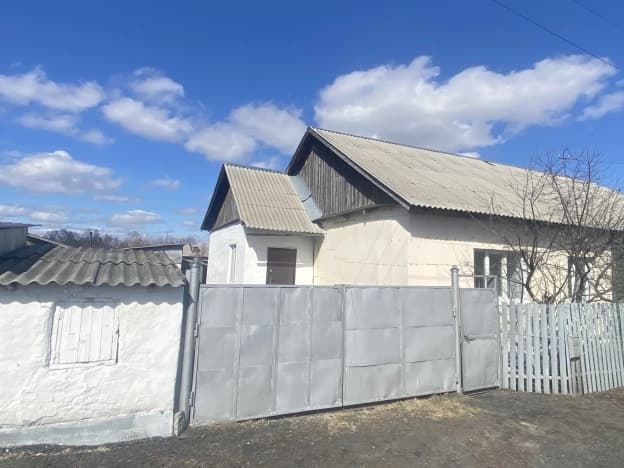 Купить дом в селе Фирсово в Первомайском районе в Алтайском крае. Вариант № 2222806, 0, площадь - квм, цена 2000000 рублей