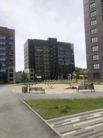 Купить квартиру с балконом на вторичке в районе Первомайский в Новосибирске. Вариант № 1912661, 0, площадь - квм, цена 3090000 рублей