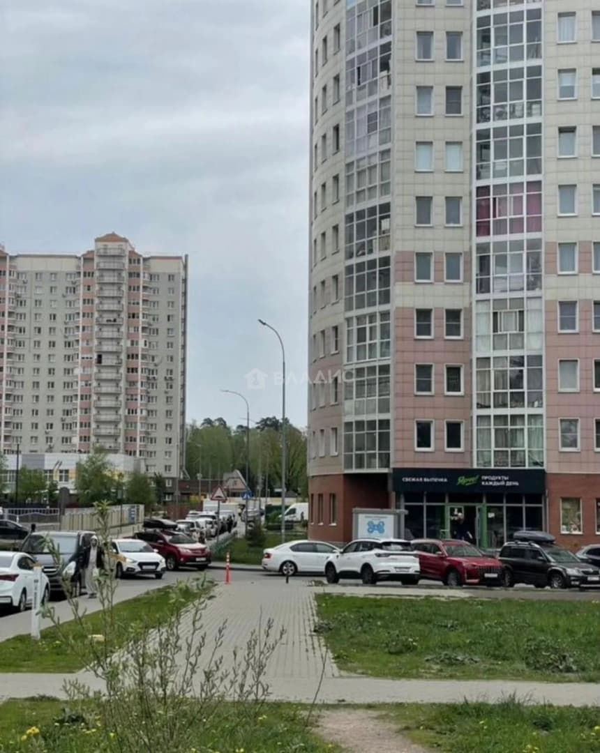 Photo 2