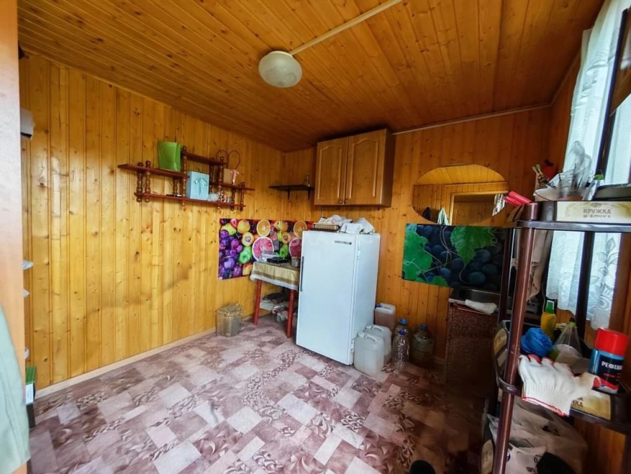 Photo 12