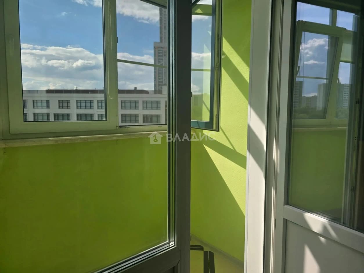 Photo 18