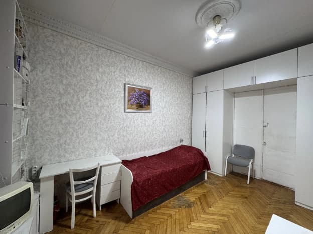 Купить комнату в Москве. Вариант № 2345842, 1, площадь - квм, цена 8600000 рублей