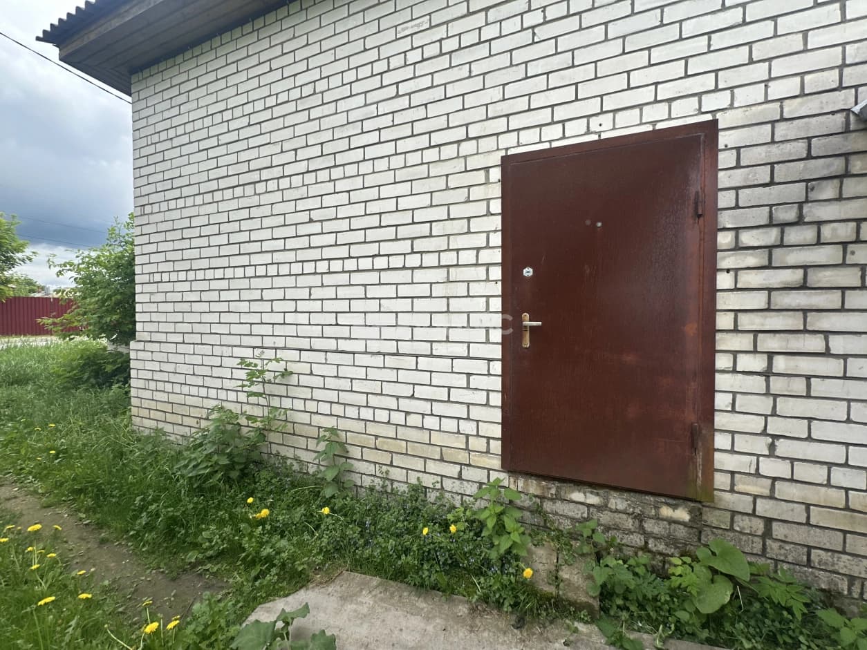 Photo 6
