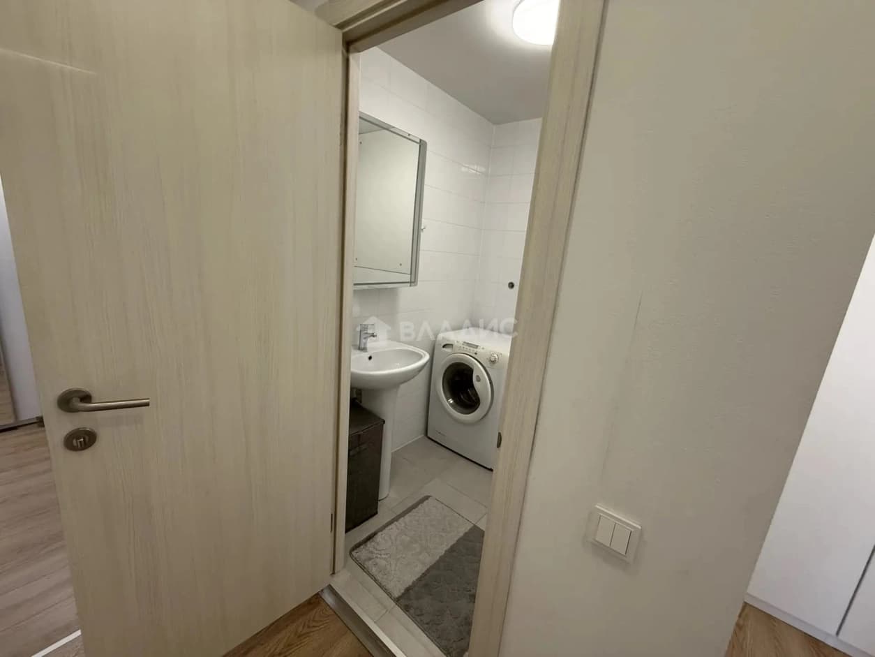 Photo 28
