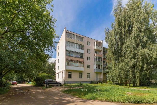 Купить двухкомнатную квартиру на вторичке в Деревне Серкове в Вязниковском районе на улице Новая , деревня Серково (муниципальное образование Октябрьское) в Владимирской области. Вариант № 2283729, 0, площадь - квм, цена 7250000 рублей
