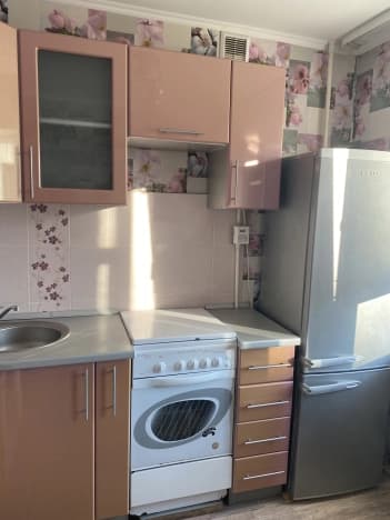 Снять двухкомнатную квартиру в Омске. Вариант № 2401744, 1, площадь - квм, цена 21000 рублей