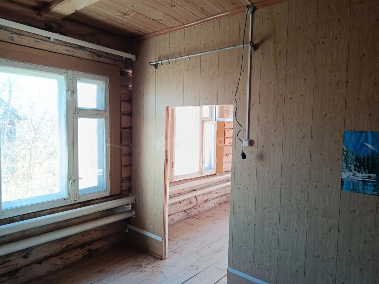 Photo 11