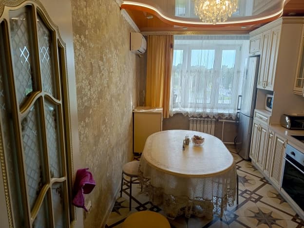 Купить квартиру в Тобольске. Вариант № 2335616, 1, площадь - квм, цена 12000000 рублей