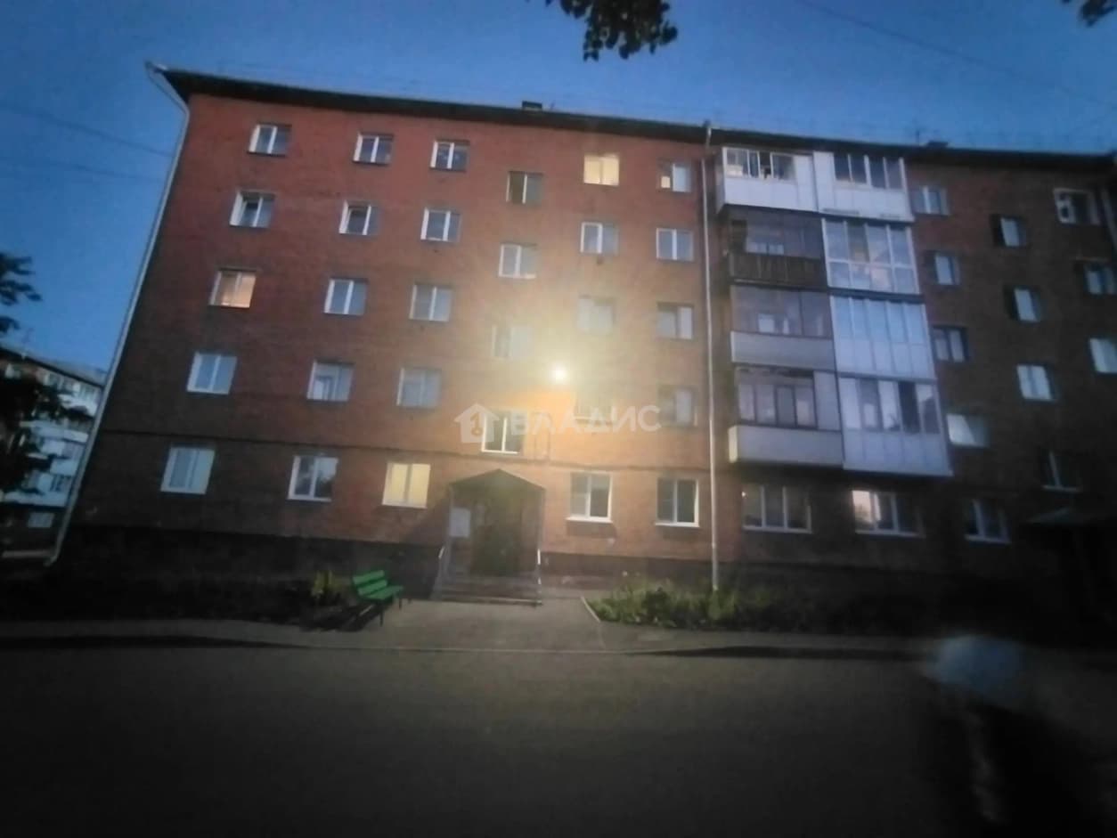 Photo 33