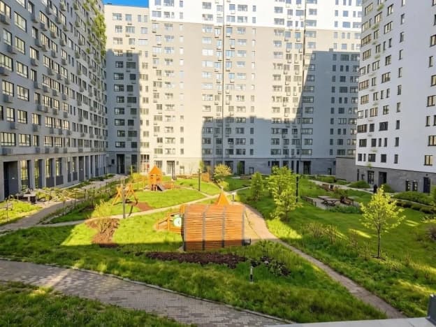 Купить двухкомнатную квартиру на вторичке на улице 5-я Соколиной Горы в Москве. Вариант № 2170439, 0, площадь - квм, цена 17800000 рублей