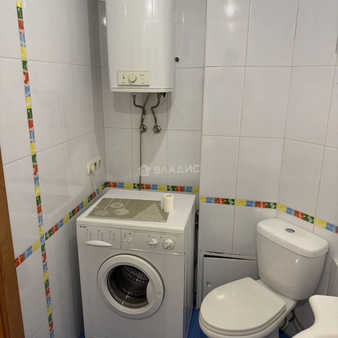 Photo 12