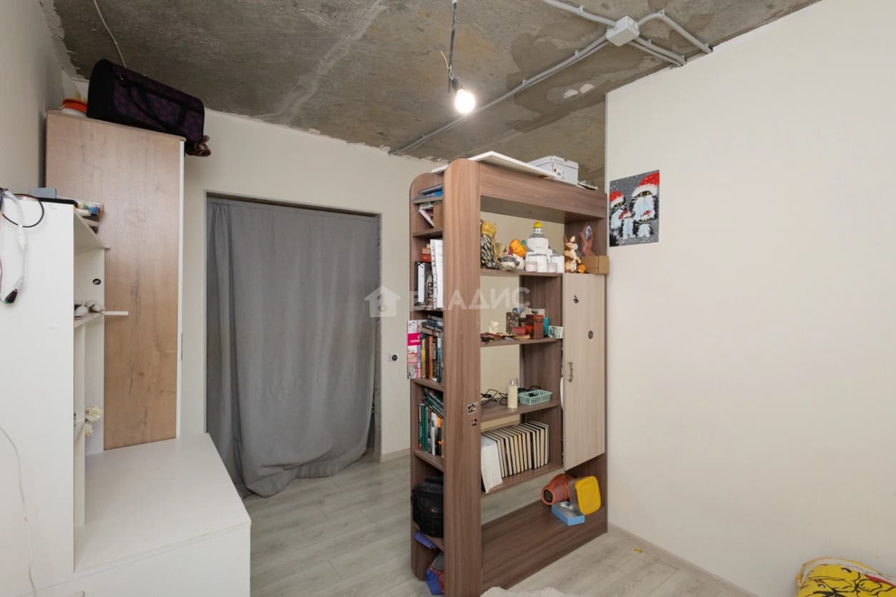 Photo 12