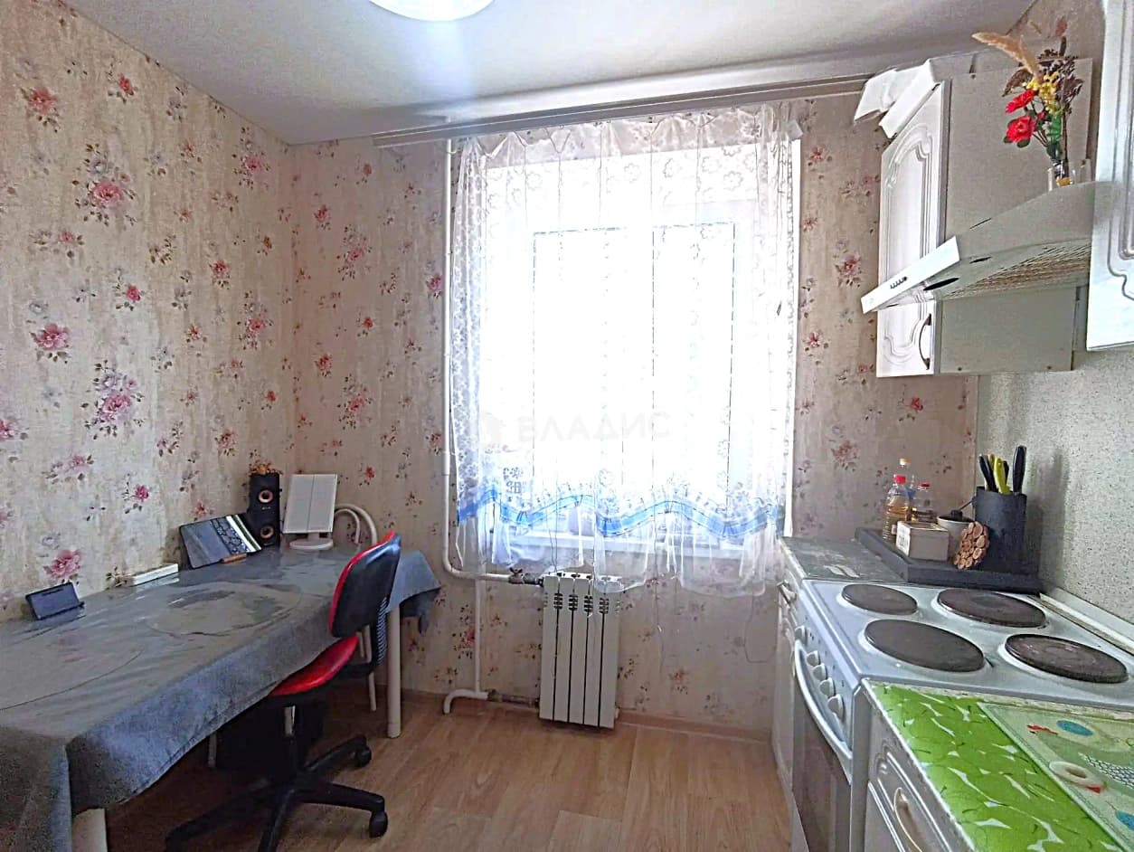 Photo 6