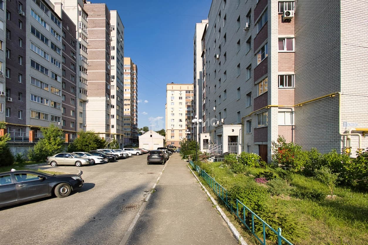 Photo 12